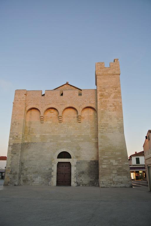 Hotel Les Palmiers En Camargue Saintes-Maries-de-la-Mer Exterior foto