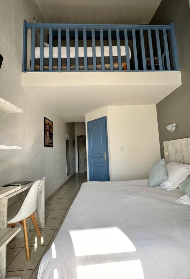 Hotel Les Palmiers En Camargue Saintes-Maries-de-la-Mer Exterior foto